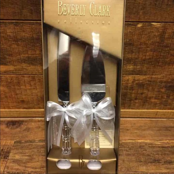 Beverly Clark Other - Beverly Clark Wedding Server Set